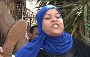 شاهد..رد المصريين على نائب التطبيع والاخير يلفظ أنفاسه الاخيرة!