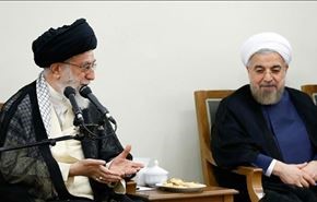 الرئيس روحاني يهنئ قائد الثورة  بحلول العام الجديد