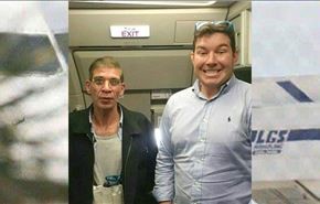 عکس سلفی با هواپیماربای مصری!