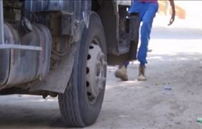 شاهد لاجئ يعرض قدراته الخارقة