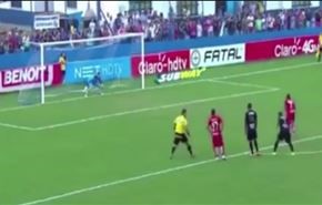 شاهد أتعس حظ لأغرب ضربة جزاء قد تراها!