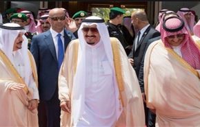 بالفيديو.. منديل سلمان يثير جدلا بمصر!