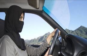 بالفيديو.. سعوديات يتنكرن بزي الرجال ليمارسن التفحيط!