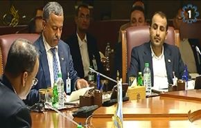 شاهد.. ماذا يحق لوفد اليمن الوطني مقابل وفد الرياض بالكويت؟