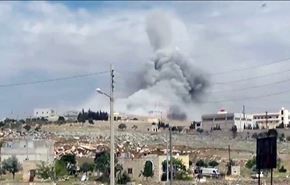 شاهد سوخوي 34 تدمر موقعا للنصرة بقذيفة في حلب