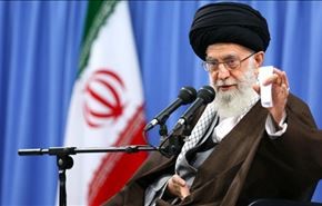 آية الله خامنئي : اميركا تعرقل وتخادع بشان تنفيذ الاتفاق النووي