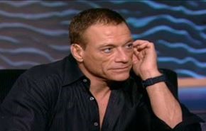 بالفيديو/ هكذا فاجأ الفنان العالمي