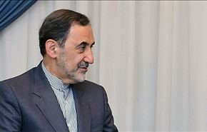 ولايتي يؤكد من دمشق استمرار دعم ايران لسوريا