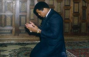 شاهد.. لماذا رفض بطل العالم ان يكون له حارساً شخصياً.. كلاي يجيب؟