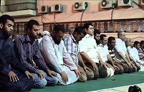 بالصلاة والقيام والذكر.. يستقبل المصريون شهر رمضان