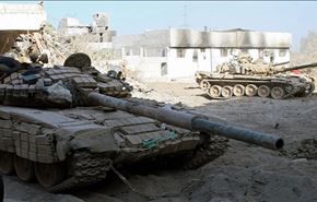 بالفيديو.. الجيش يحرر ﺣﻘﻝ ﺍﻟﺜﻮﺭﺓ النفطي ويتقدم نحو الرقة