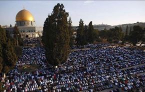 فيديو؛ ربع مليون أدوا صلاة الجمعة الثالثة من شهر رمضان في الأقصى