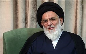 آية الله هاشمي شاهرودي يدين التعرض للشيخ عيسى قاسم