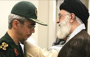 قائد الثورة يعين اللواء باقري رئيسا لهيئة أركان القوات المسلحة