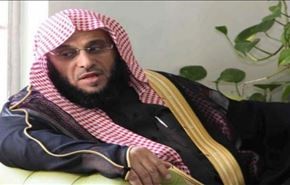 هل تزوج عائض القرني من فتاة فلبينية؟!