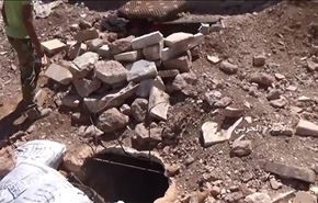 شاهد.. الإرهابيون في حلب يلجأون إلى الحفر الفردية والخنادق