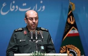 العميد دهقان: الحرب النفسية لن تحد من تطوير قدراتنا الصاروخية