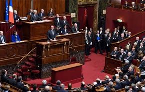 فرنسا تمديد حال الطوارئ 6 اشهر