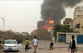 مرتزقة العدوان السعودي يستهدفون صلاة الجمعة بتعز