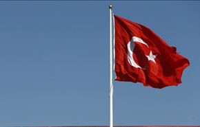 أنقرة تعزل اثنين من سفرائها