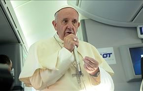 البابا يرفض وصم الإسلام بـ