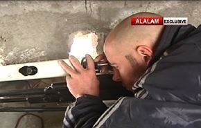بالفيديو: مسلحو داريا تعلموا درساً واحرقوا مبانيها وهربوا..
