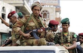 الجيش اليمني واللجان يجولون داخل الحتيرة السعودية