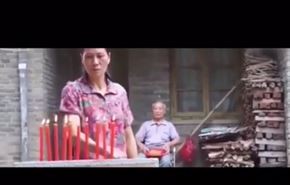 شاهد كيف اشعلت هذه المرأة مواقع التواصل؟