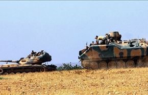 تركيا تستعين بمدفعيتها والمعارضة الموالية لطرد 
