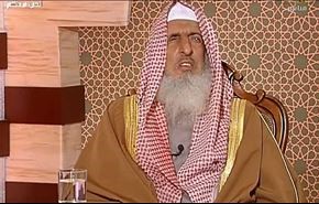 واخيرا.. مفتي السعودية يتنازل عن خطبة عرفة؟!