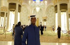 بهذه الطريقة...أغلى لاعب في العالم يهنئ المسلمين بالعيد