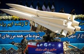 بالصور.. عرض عسكري كبير للقوات المسلحة الايرانية في طهران
