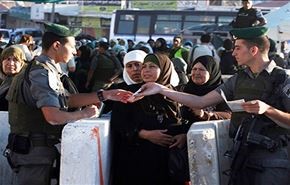 الاحتلال ينشر عشرات الحواجز على مداخل البلدة القديمة بالقدس