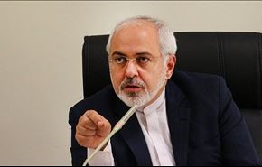 ظريف: السعوديون یفعلون أي شيء کي لا یفقدوا الدعم الأمیرکي