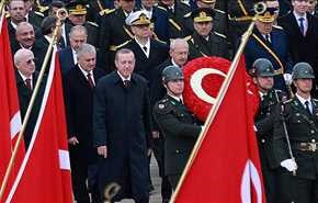إردوغان بصدد تعزيز قواته على الحدود مع العراق ويلوح بالتدخل