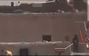 فيديو.. بمسافة متر واحد.. مواجهة بين الحشد الشعبي و