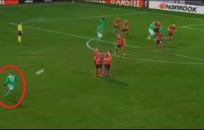 فيديو.. لاعب يسجل هدفا عالميا على طريقة رونالدو