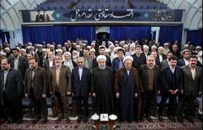 الرئیس روحانی یستقبل جمعا من علماء اهل السنة