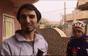 شاهد ماذا فعل هذا الحلاق بعد دخول القوات العراقية لمنطقته!