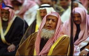 مفتي السعودية يهاجم أولى خطوات 