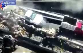 فیدیو مرعب لصحفيين كانو ينقلون وقائع حادث سير... فماذا حدث لهم؟!