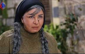 بالصور... فنانة سورية شهيرة مضرجة بدمها في دمشق!