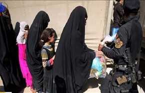 داعش يعلق شاباً ووالدته على جسر في الموصل