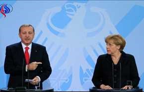 أردوغان يتهم ميركل باللجوء إلى 