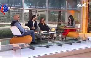 شاهد... هكذا حاولت مذيعة العربية جذب الانتباه!