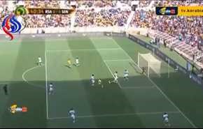 شاهد.. ركلة الجزاء التي أوقفت حكماً مدى الحياة!