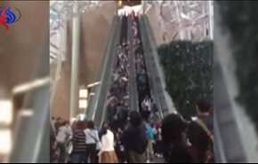بالفيديو.. عطل في مصعد كهربائي يتسبب بإصابة العشرات