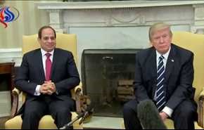 شاهد بالفيديو... ترامب يفعلها مع السيسي ولم يفعلها مع ميركل!