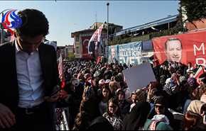 فتح مراكز الاقتراع للاستفتاء في تركيا