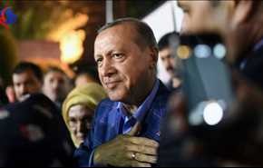 هؤلاء أول من هنأوا أردوغان بنتيجة الاستفتاء الدستوري